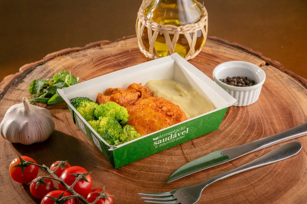 Marmita low carb de frango assado